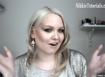 Horrific video shocks women about dangers of make up