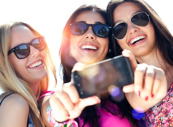 Facebook still top dog overall but losing traction with youngsters: report