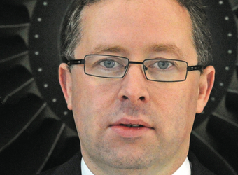 Qantas to slash 5000 jobs in bid to save $2 billion: experts react