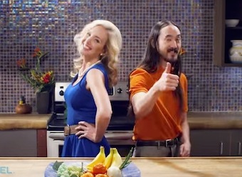 This infomercial is so fake it must be real (and it is)