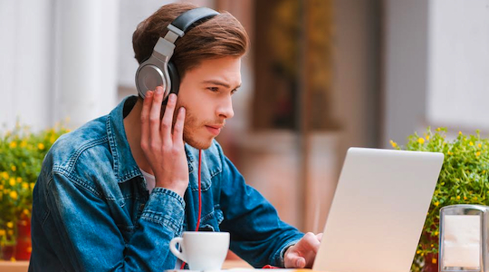 Taking advantage of the relationship between engagement and productivity