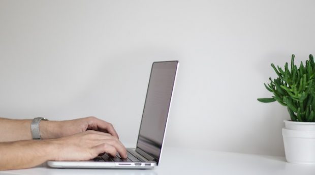 Declutter, prioritise, focus – bestselling business author gives his advice on workplace simplicity