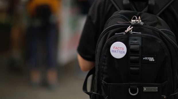 Facebook fights back at claims of favoured fact checking
