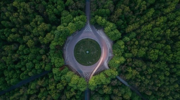 Circular dreams – in the pursuit of comparative consumption