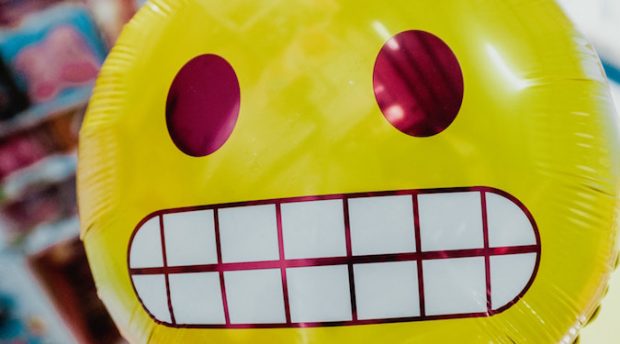 Combating negative online feedback
