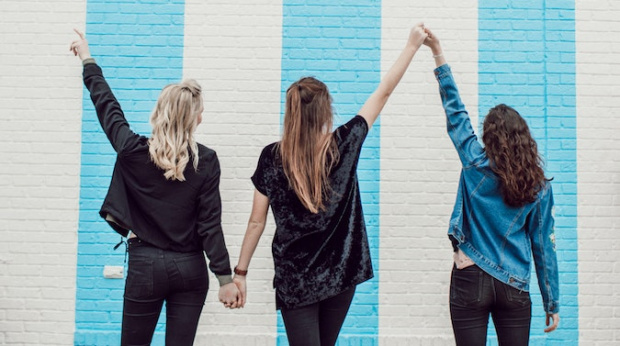 Reaching new audiences with brand collaboration: Interview with Jess Ruhfus (Collabosaurus)