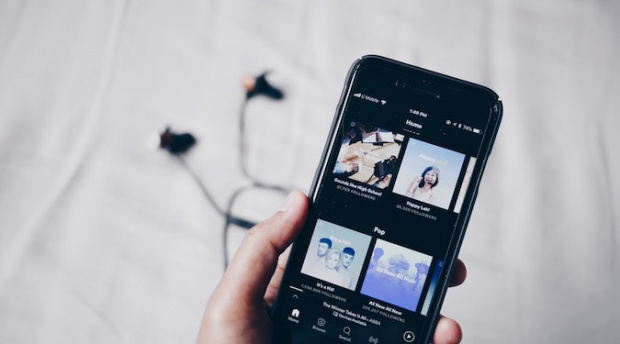 Shopify and Spotify announcement partnership