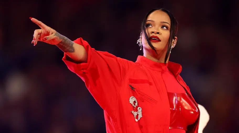 Rihanna's latest Fenty Beauty product is for the 'no makeup-makeupers' -  Good Morning America