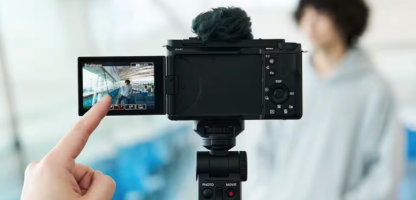 Is the Sony ZV-E1 the ultimate vlogging camera? - Artlist Blog